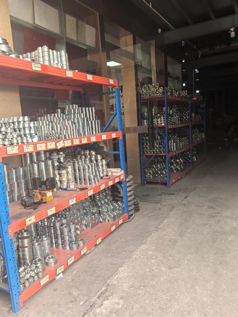 三通异径管在管道系统中的应用与优势
